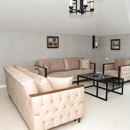 מלון Gardenya 3*