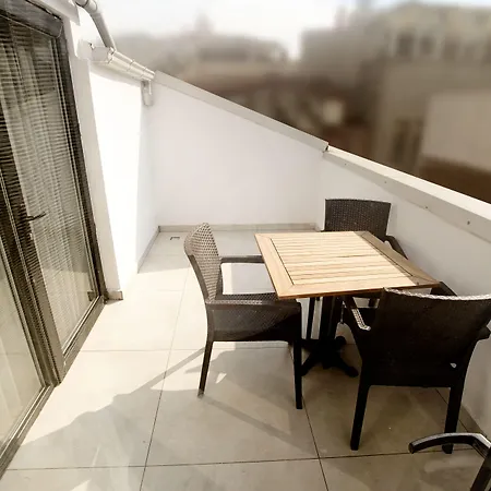 מלון Gardenya 3*